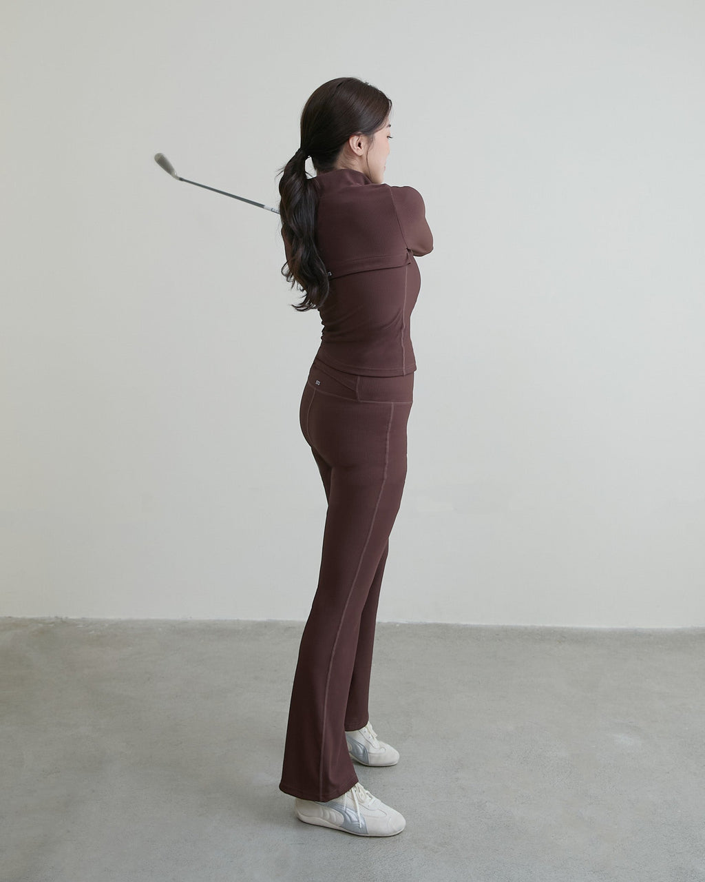 ’ sts ‘  修身坑條微喇叭褲