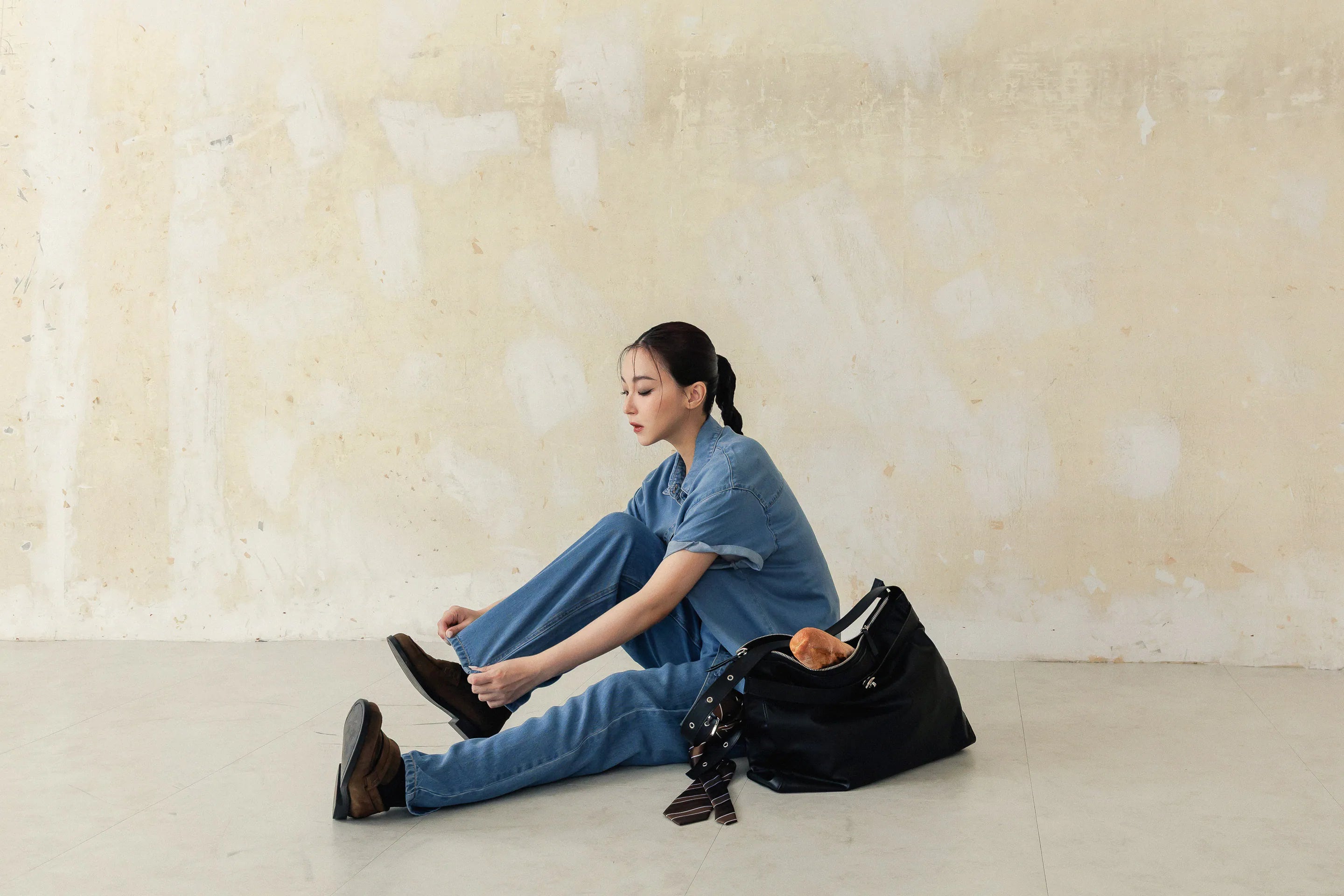 by Bello-皮革釦環小書包-LARGE