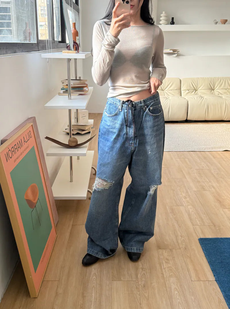 帥歐膩的抓破牛仔褲