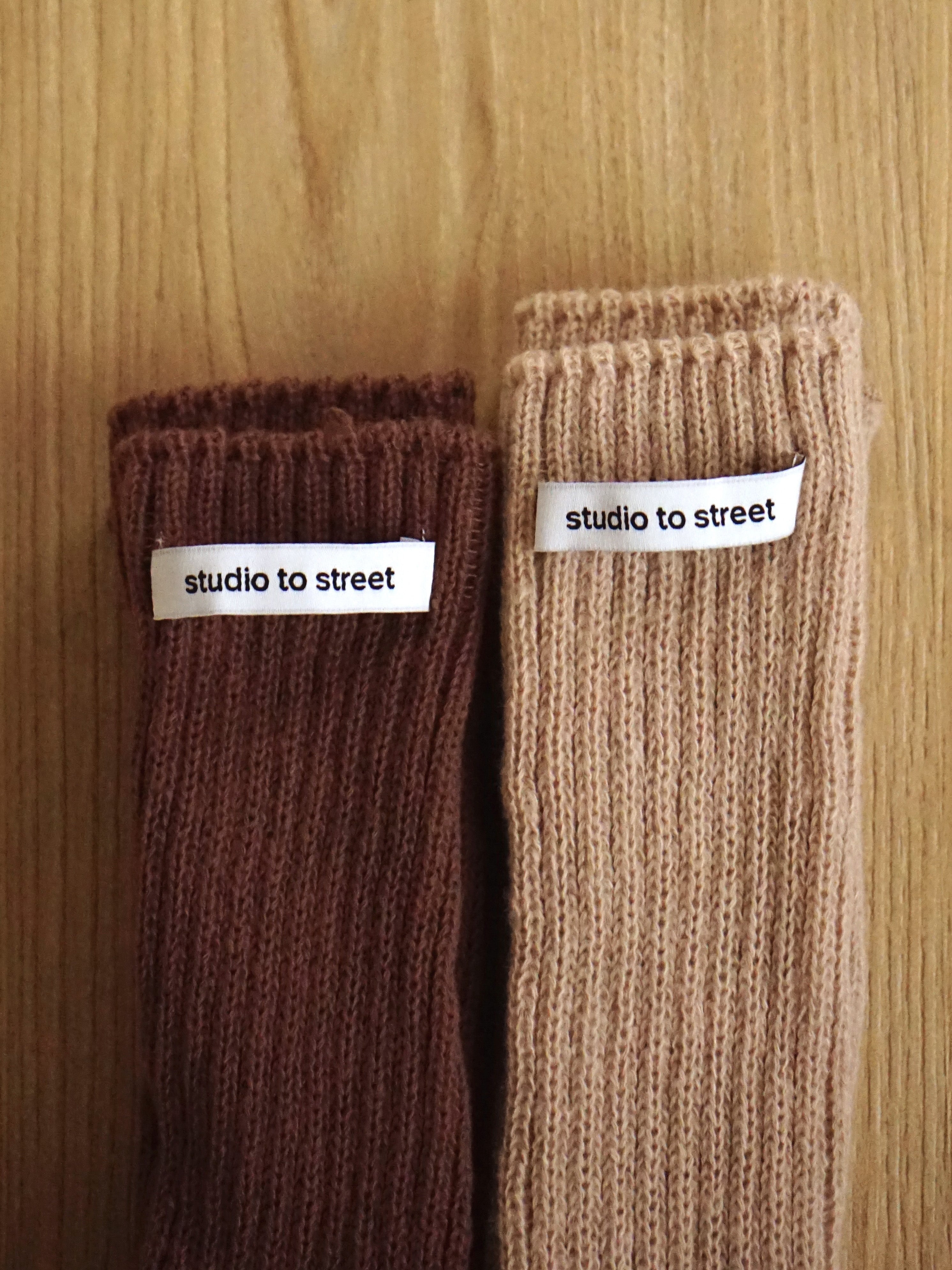 ' sts ' 針織堆堆襪套