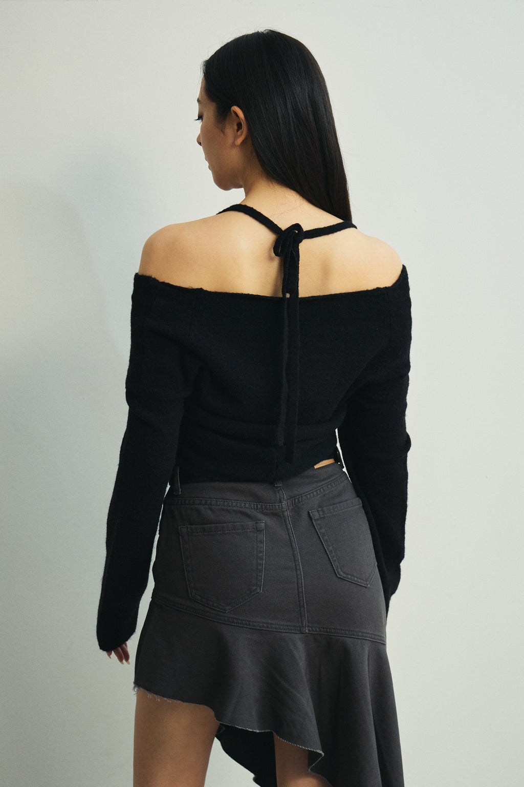 Favorite Things Sweater 超溫柔交叉露肩毛衣 -黑