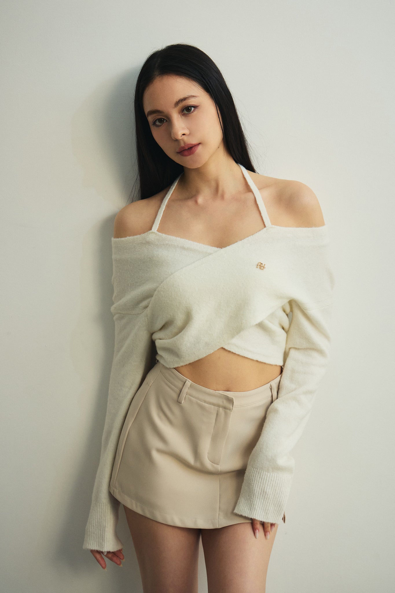 Favorite Things Sweater 超溫柔交叉露肩毛衣 -白