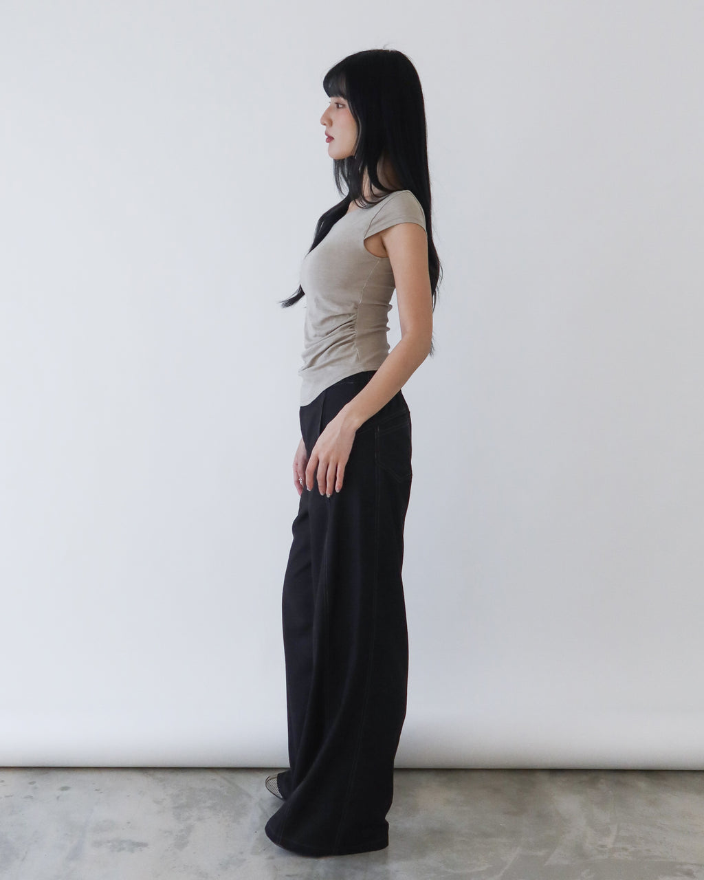 D.Second Skin濾鏡斜肩Bra T -杏