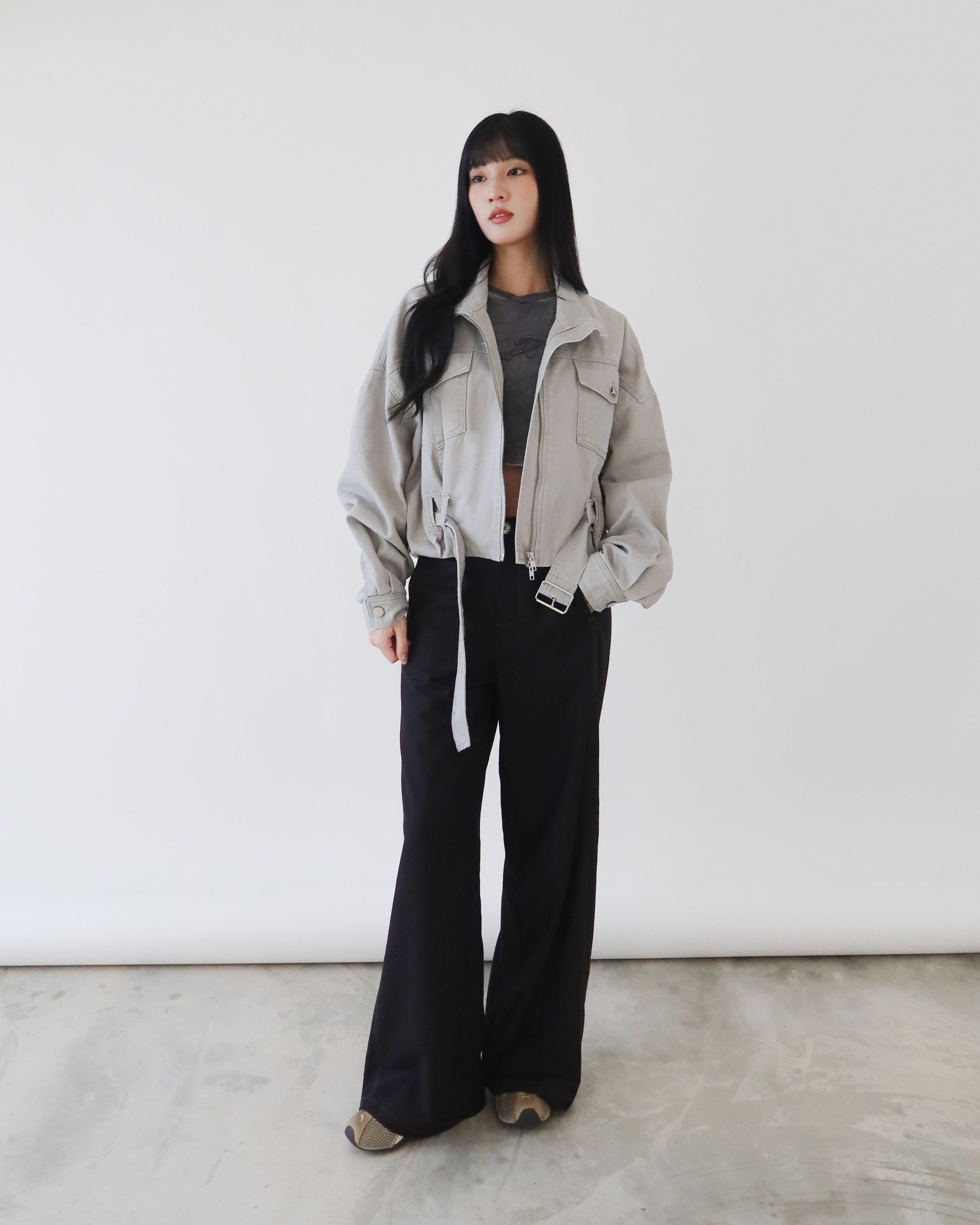 Glow Different 洗舊牛仔外套