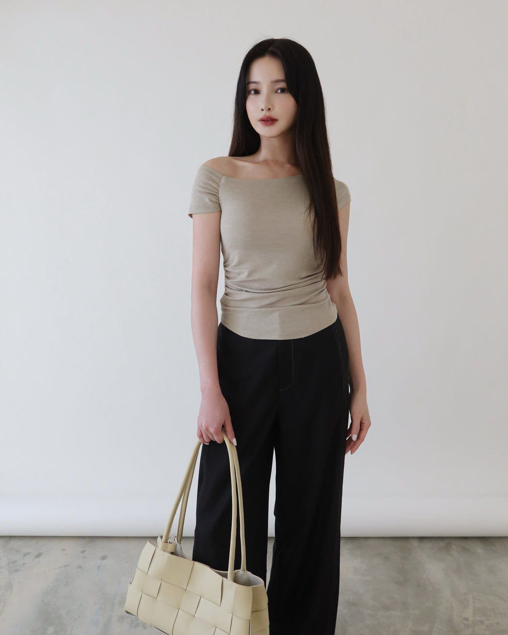D.Second Skin濾鏡斜肩Bra T -杏