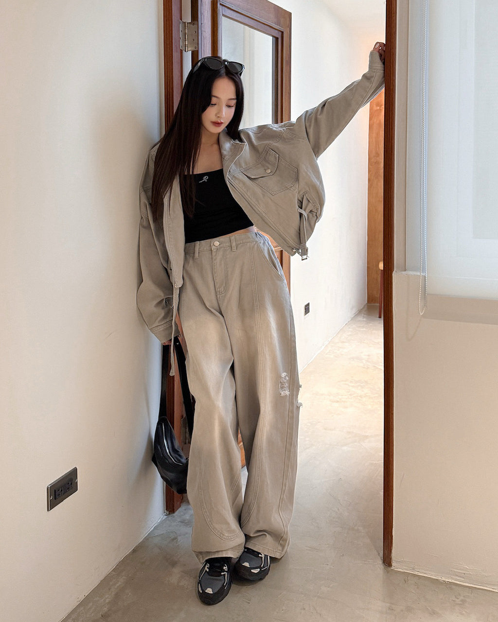 Glow Different 洗舊牛仔外套