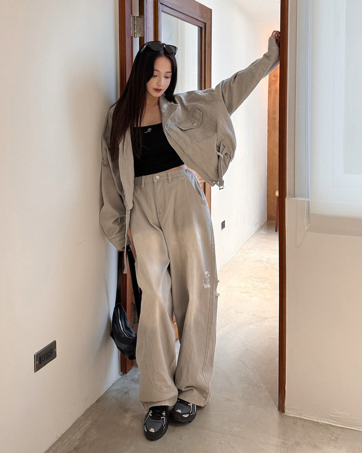 Glow Different 洗舊牛仔外套