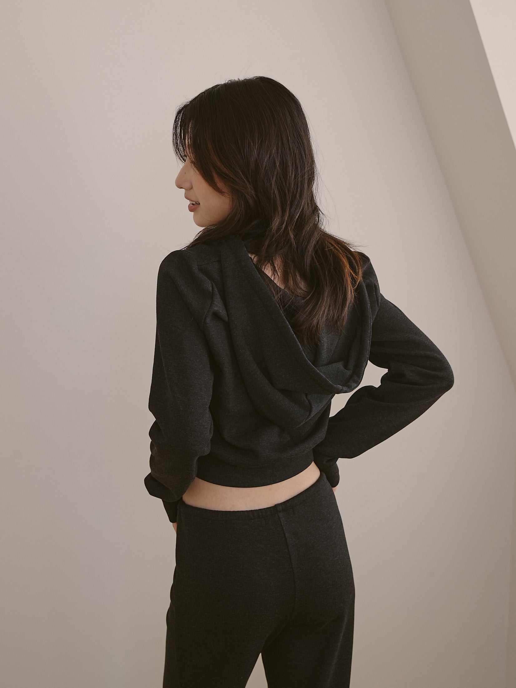 ' sts ' 絨面連帽外套