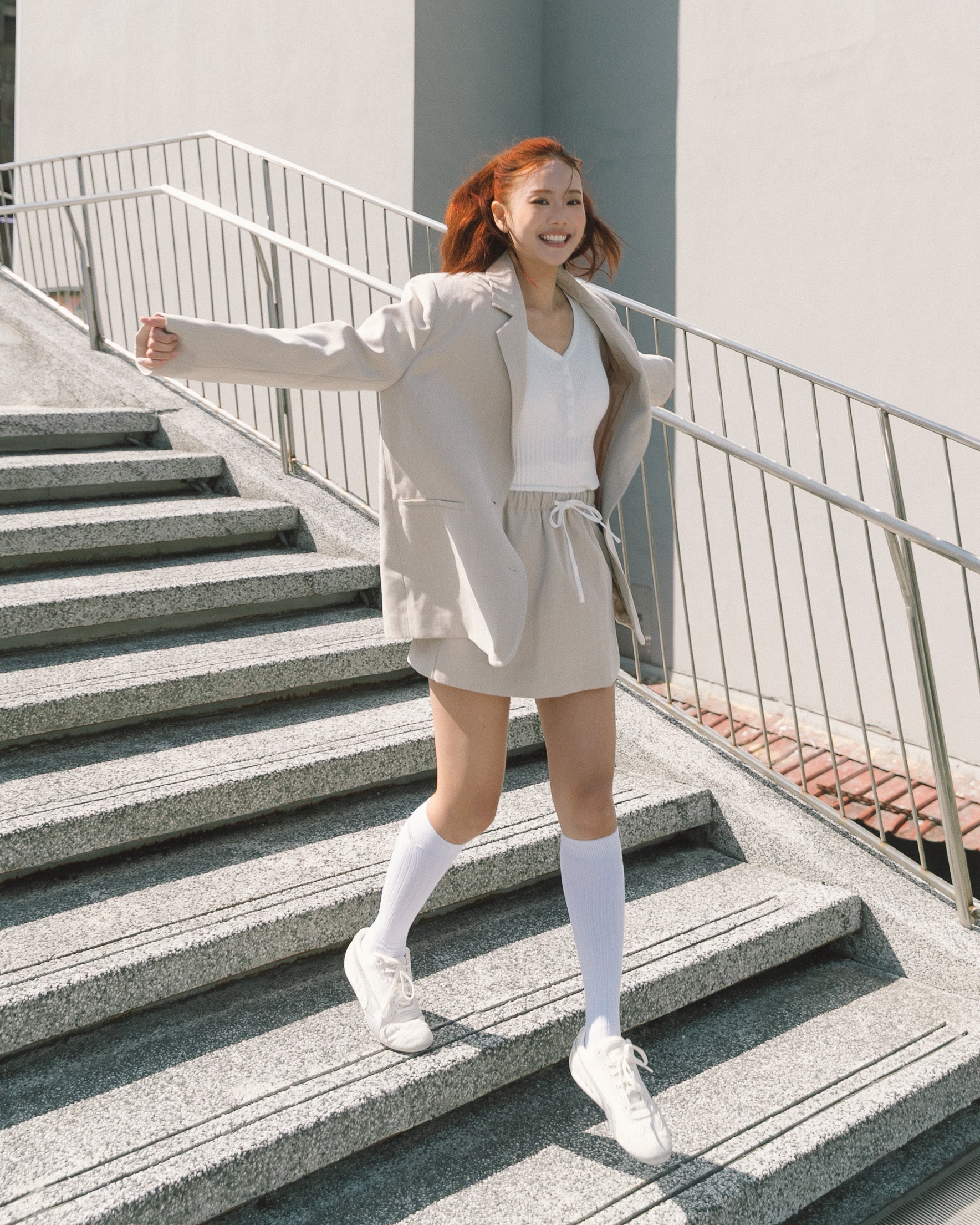 ' sts ' 雙腰頭抽繩西裝短裙