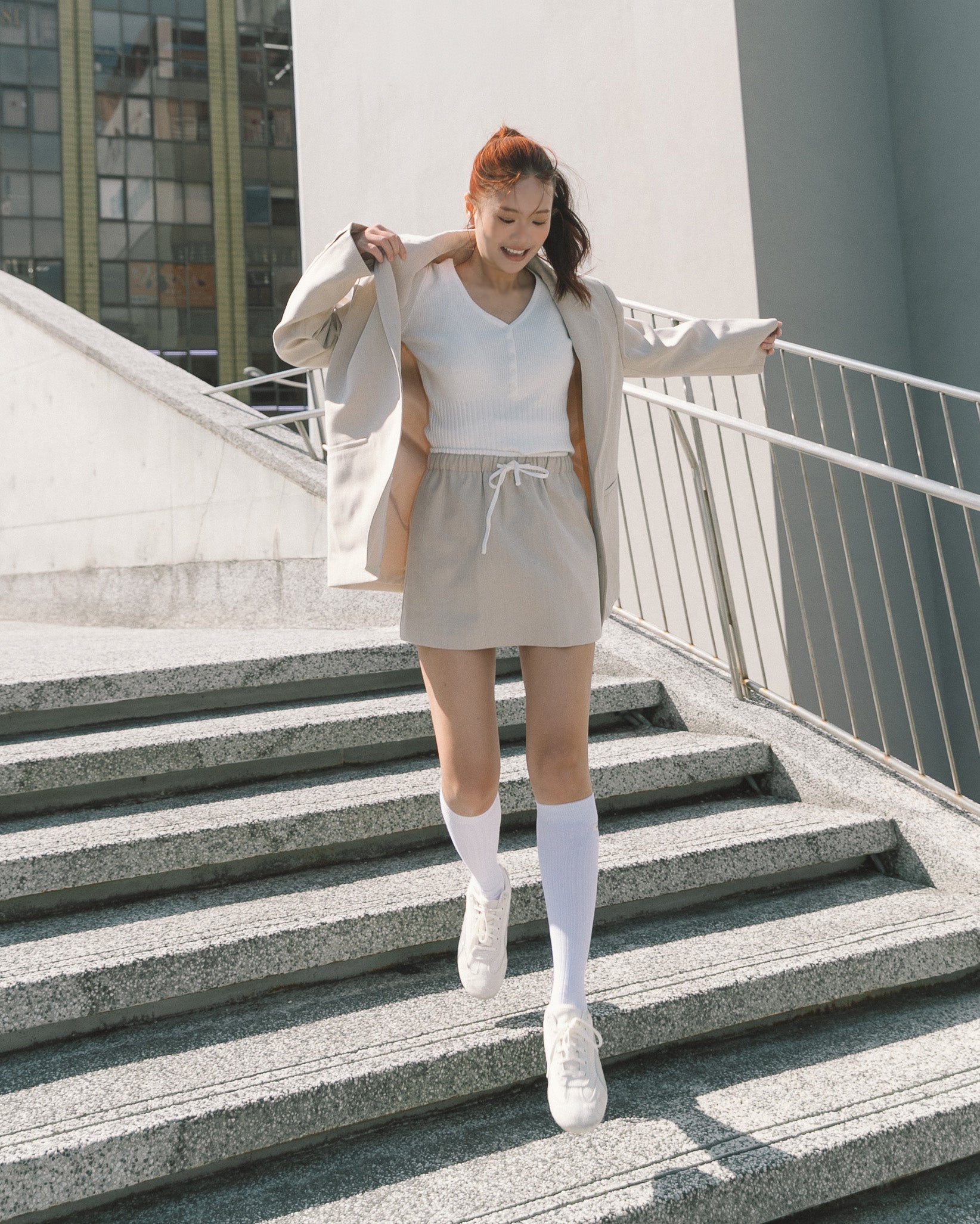 ' sts ' 雙腰頭抽繩西裝短裙