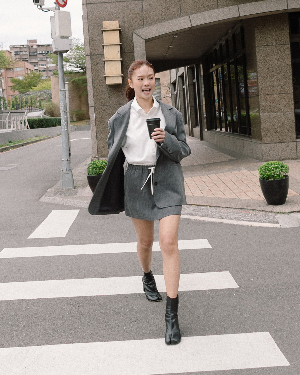 ' sts ' 寬版抗皺長袖襯衫