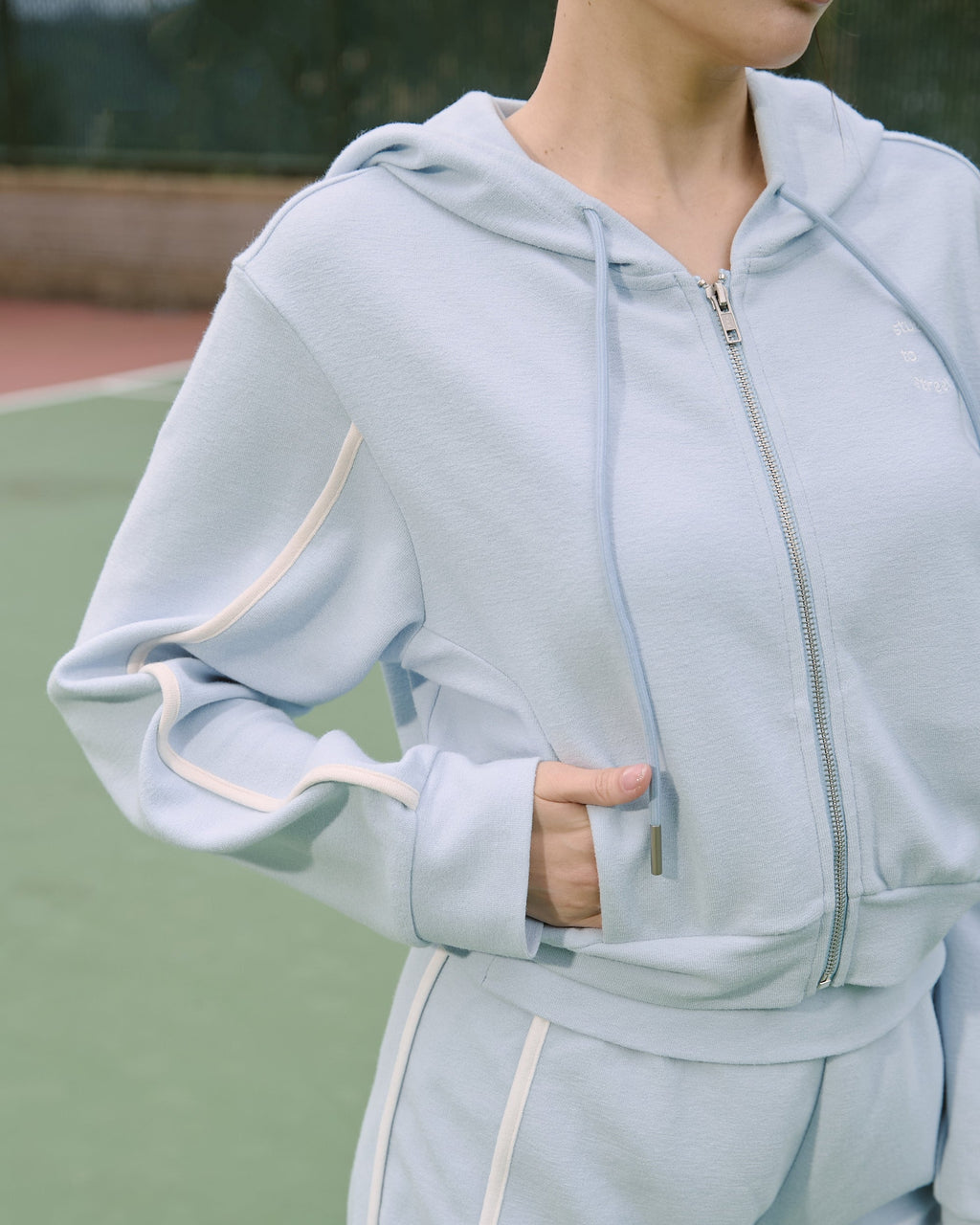 ' sts '  Cozy撞色連帽外套