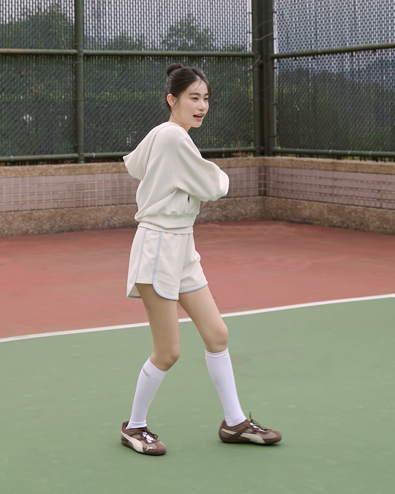 ' sts '  Cozy撞色運動短褲