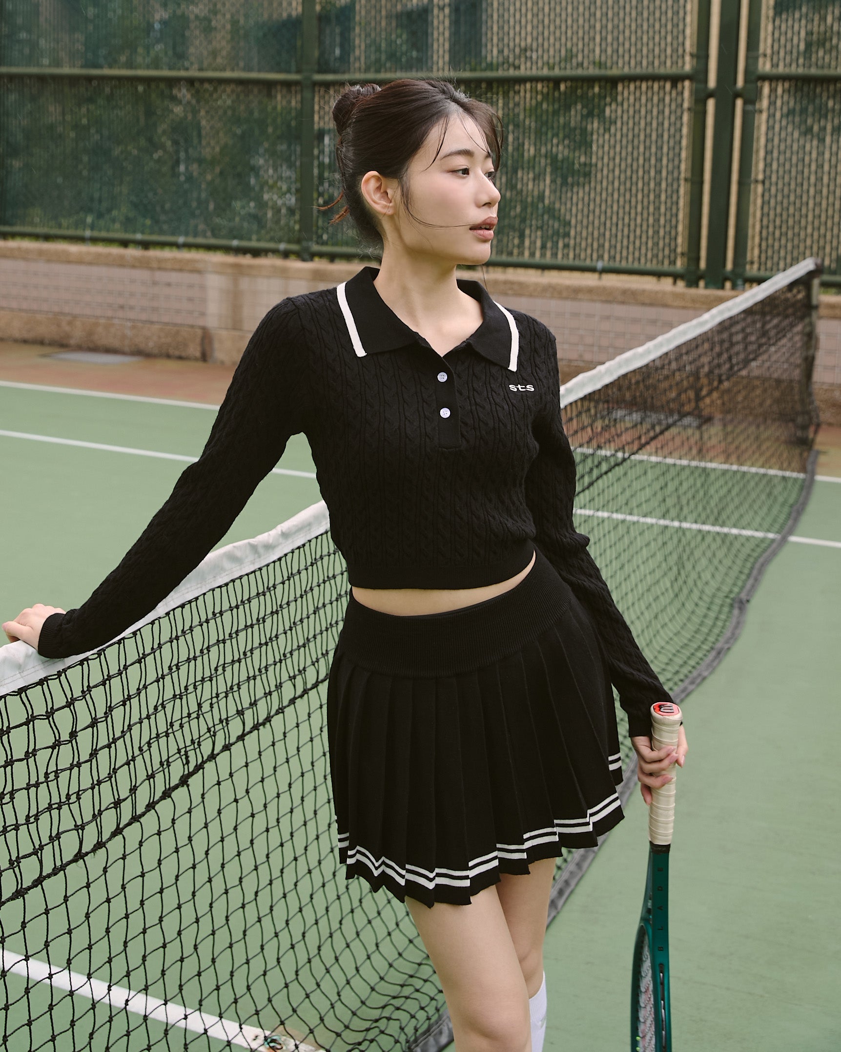 ' sts '  撞色針織長袖上衣