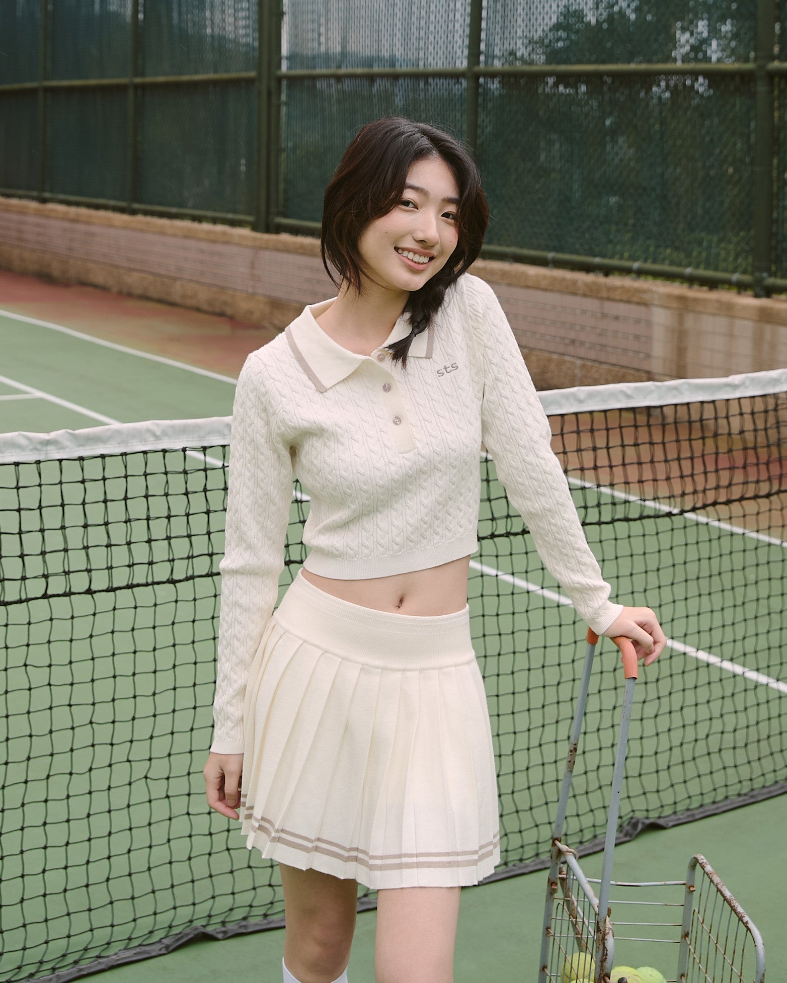 ' sts '  撞色針織長袖上衣