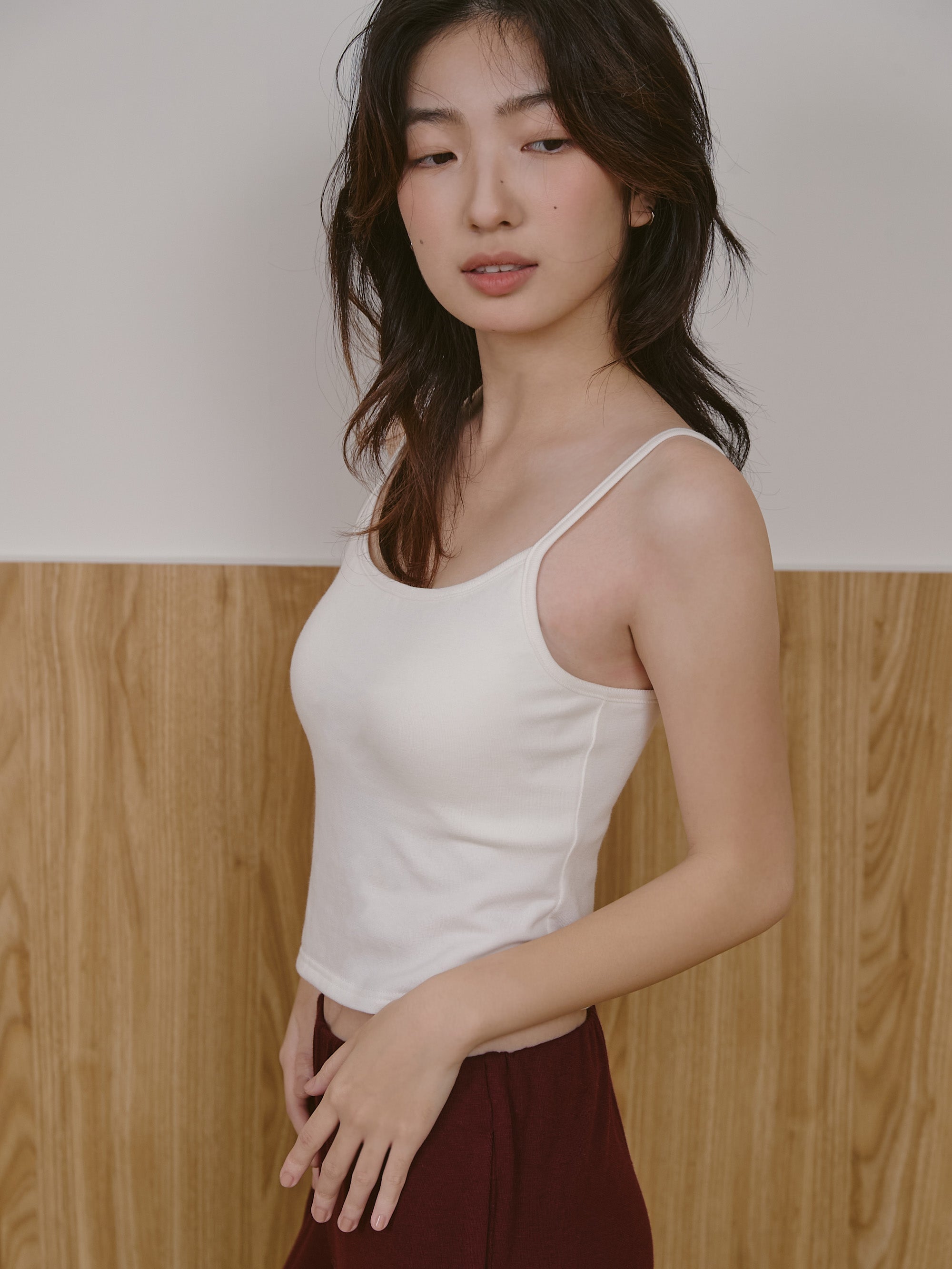 ' sts ' 一字領罩衫 ( 附可調肩帶Bra top）