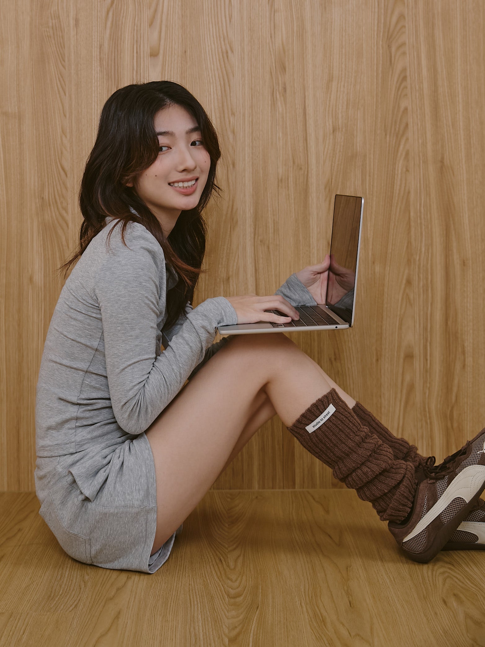 ' sts ' 親膚內磨毛運動短褲