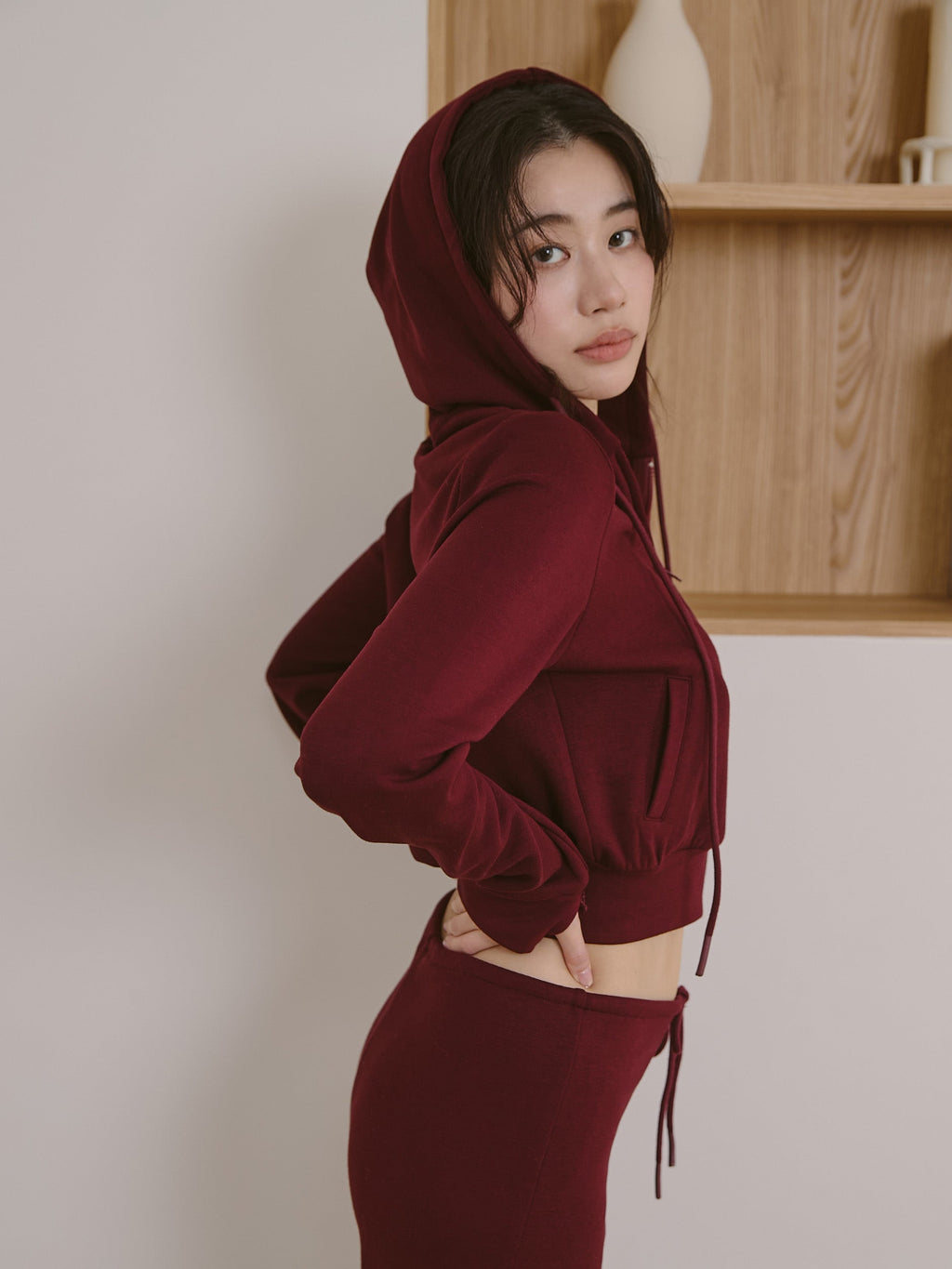 ' sts ' 絨面連帽外套