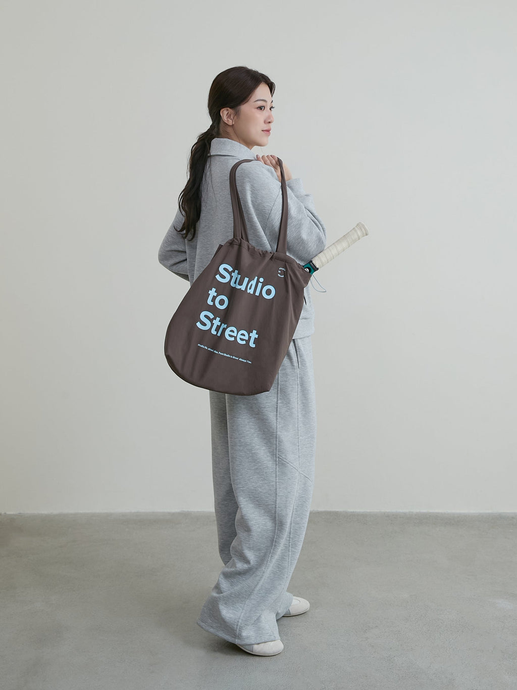 ’ sts ‘  品牌縮口網球背袋