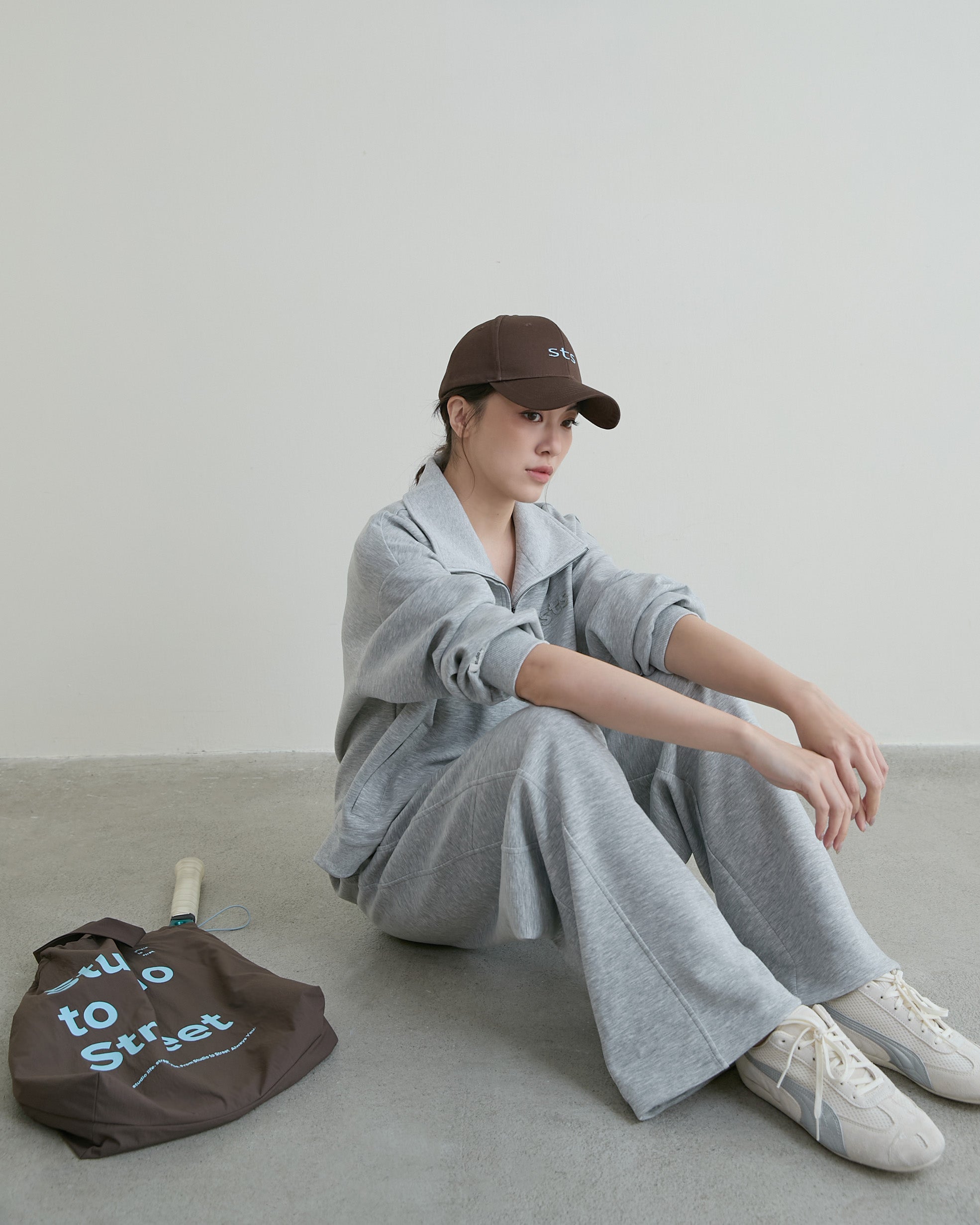 ’ sts ‘  品牌刺繡棒球帽