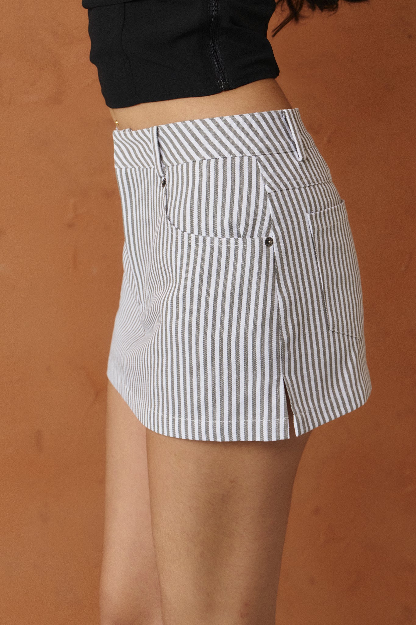 La Jolla Striped Skort 西部街頭條紋褲裙 -SAGA GREEN