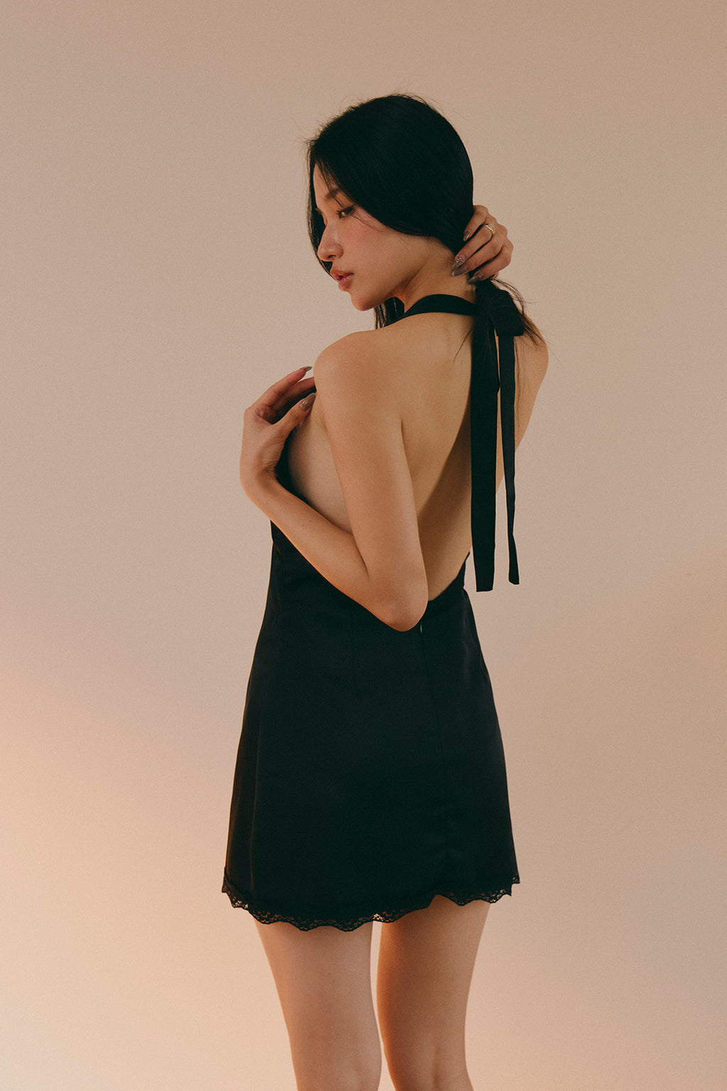 So In Love Bra Dress暈到不行緞面蕾絲胸墊洋裝