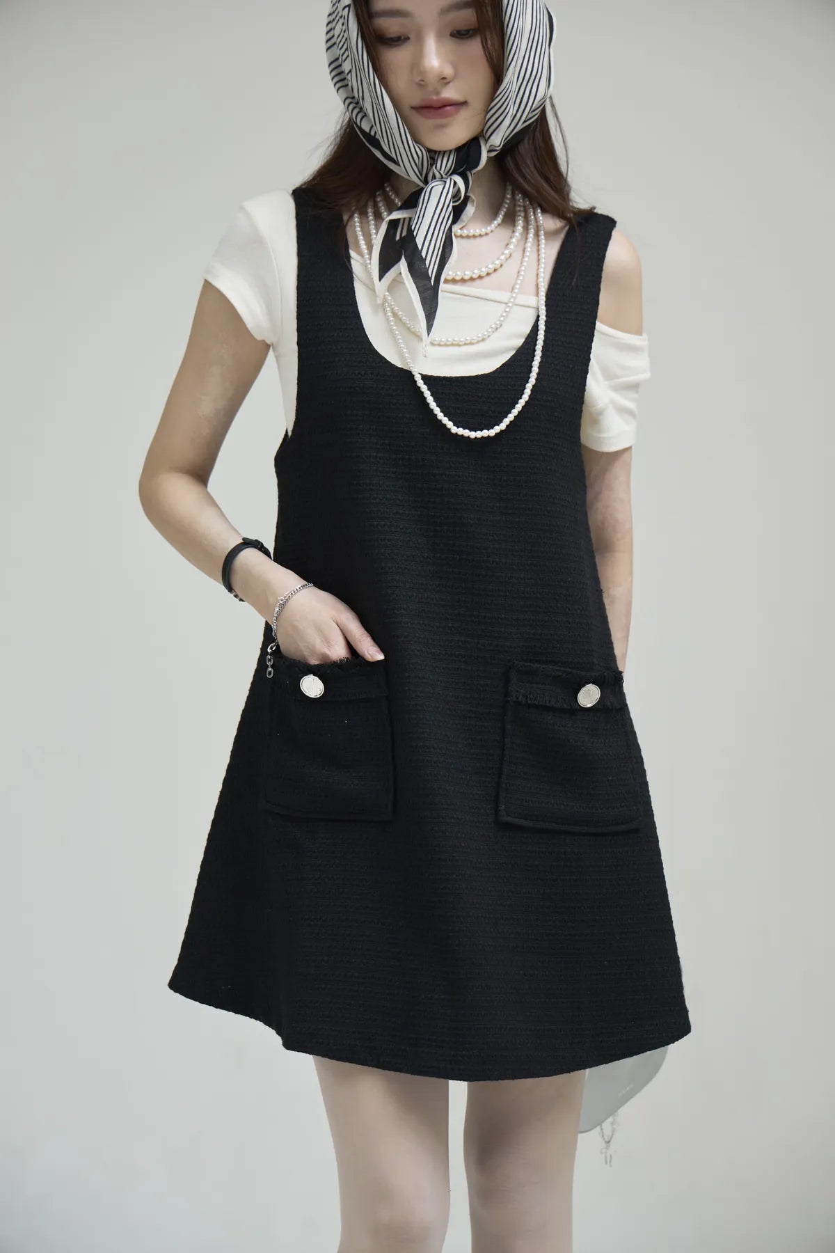 「BOGAMADE」不限身形小香洋裝 - 黑