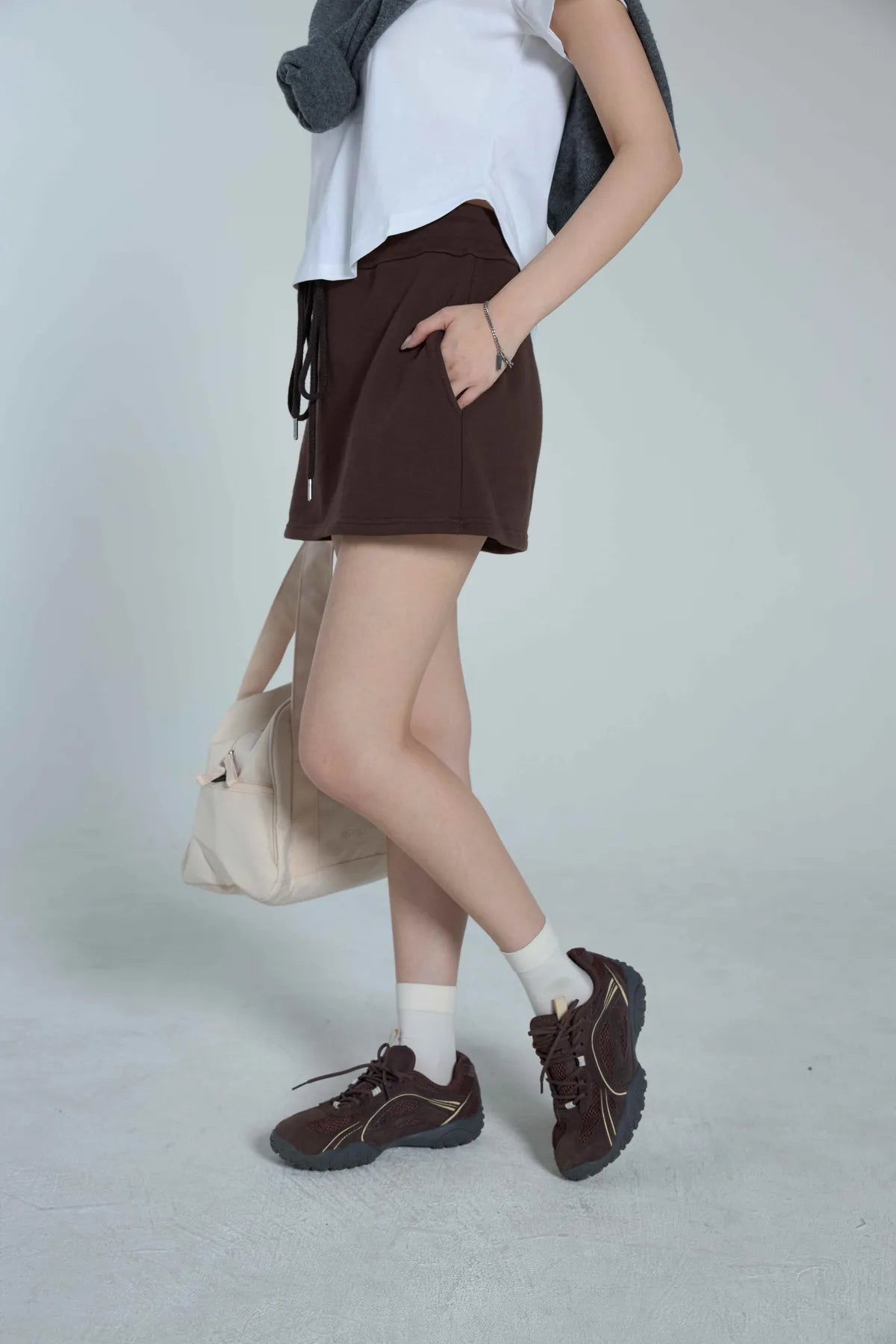 「BOGAMADE」修大腿棉短裙 - 咖