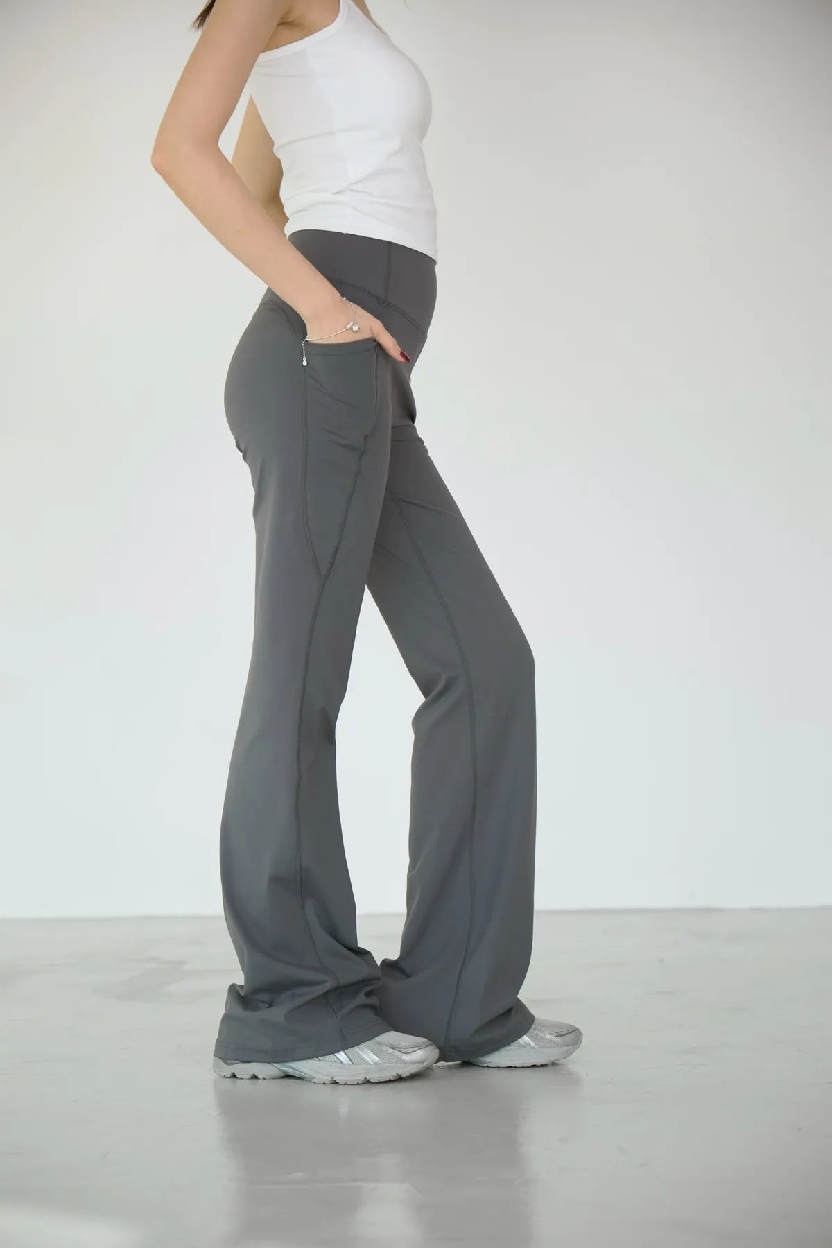 「BOGAMADE」-5度c涼感運動瑜伽褲 - 深灰