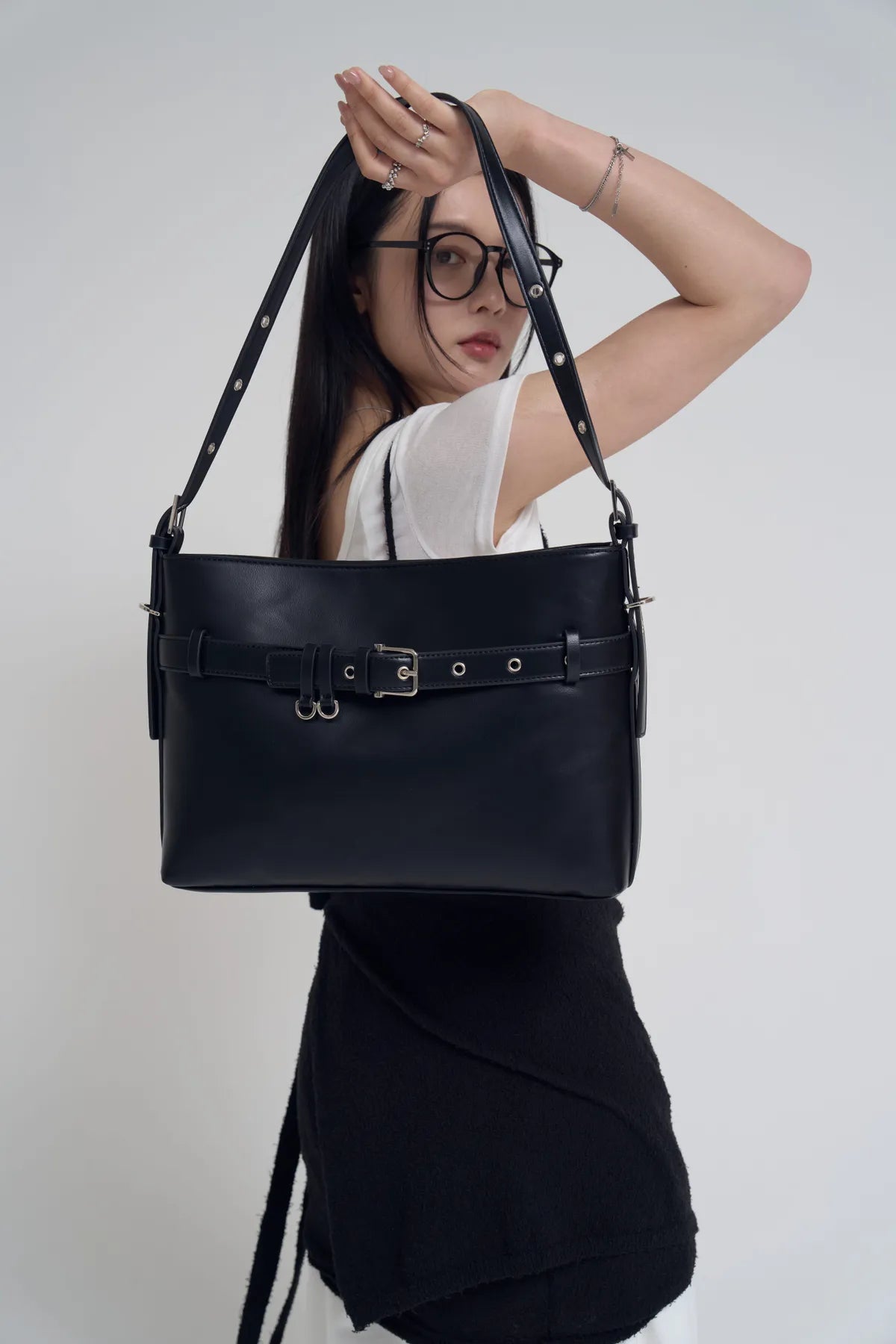 「BOGAMADE」芮娜方肩包 - 黑